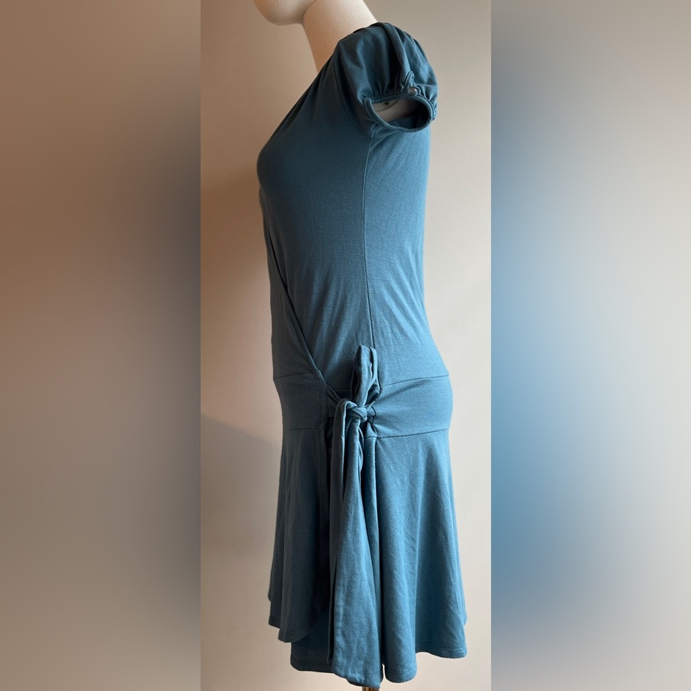 Blue Wrap Dress with plunging neckline, drop waist, button detail on cap sleeve. - Picture 4 of 5